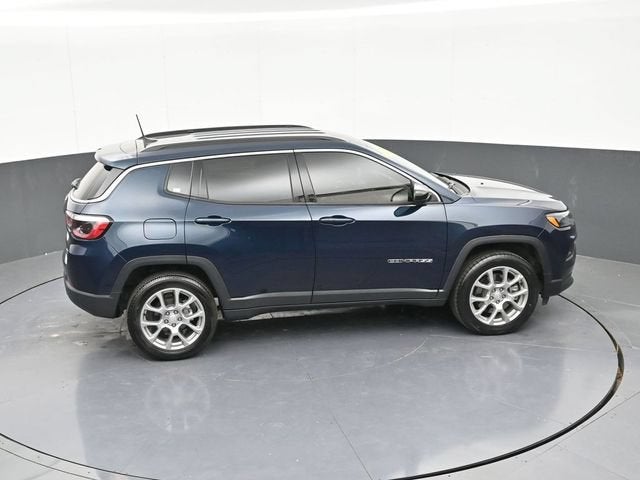 2024 Jeep Compass Latitude Lux FWD