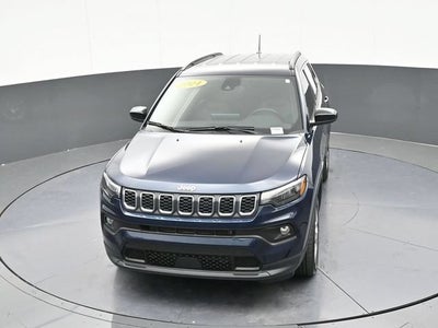 2024 Jeep Compass Latitude Lux FWD