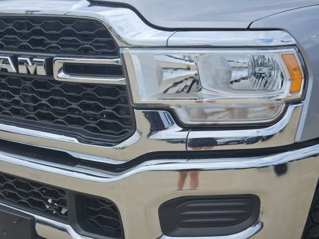 2022 RAM 2500 Tradesman Crew Cab 4x4 6'4" Box