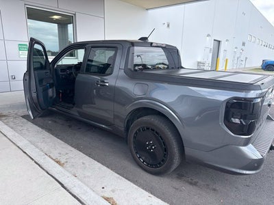 2025 Ford Maverick Lobo Standard