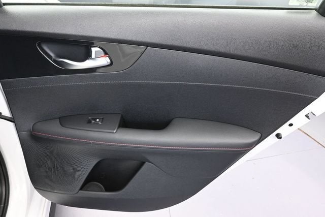 2023 Kia Forte GT Manual
