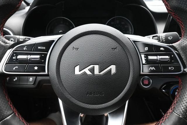 2023 Kia Forte GT Manual