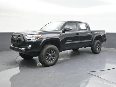 2022 Toyota Tacoma SR5 V6