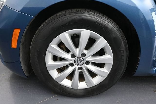 2017 Volkswagen Beetle Convertible 1.8T S