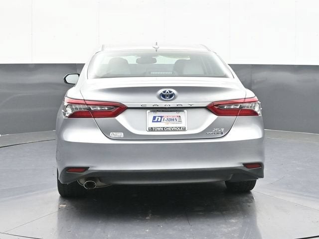 2024 Toyota Camry Hybrid XLE