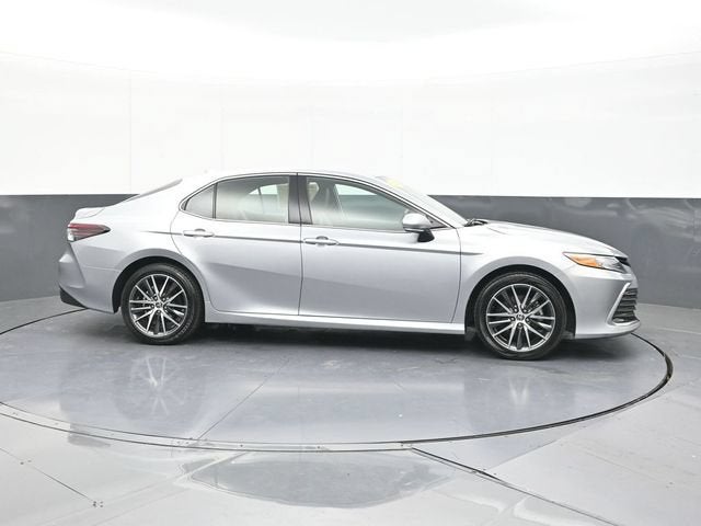 2024 Toyota Camry Hybrid XLE