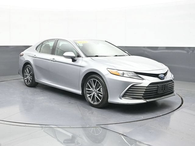 2024 Toyota Camry Hybrid XLE