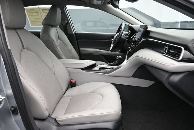 2024 Toyota Camry Hybrid XLE