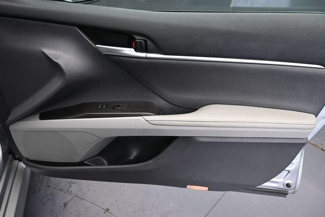 2024 Toyota Camry Hybrid XLE