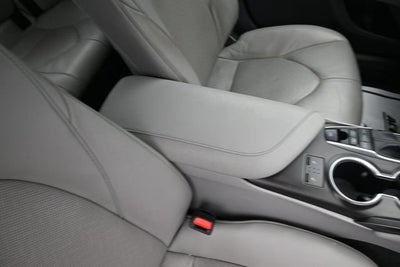 2024 Toyota Camry Hybrid XLE