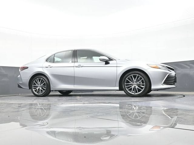 2024 Toyota Camry Hybrid XLE