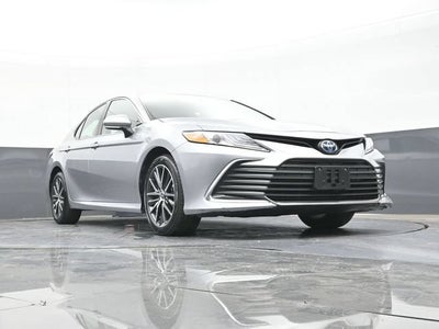 2024 Toyota Camry Hybrid XLE