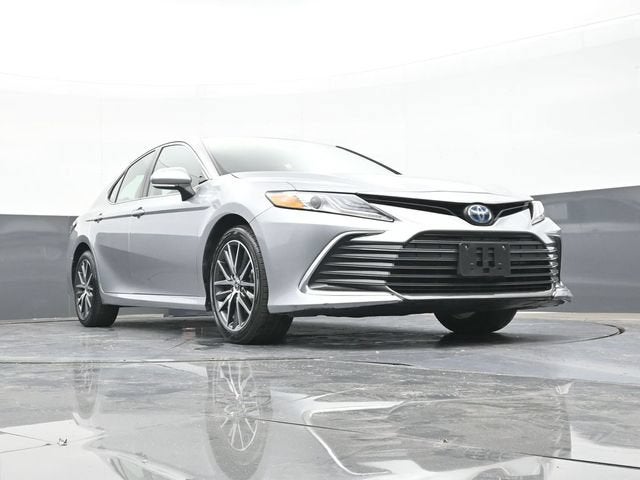 2024 Toyota Camry Hybrid XLE