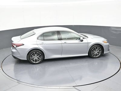 2024 Toyota Camry Hybrid XLE