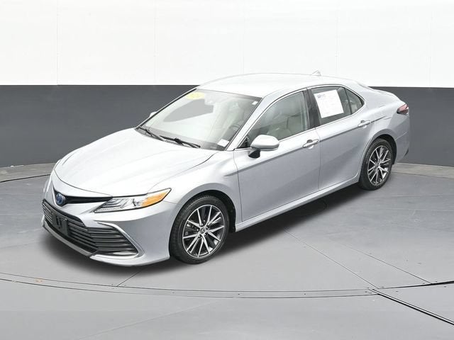 2024 Toyota Camry Hybrid XLE