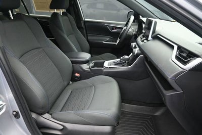 2024 Toyota RAV4 Hybrid SE