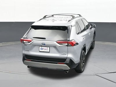 2024 Toyota RAV4 Hybrid SE