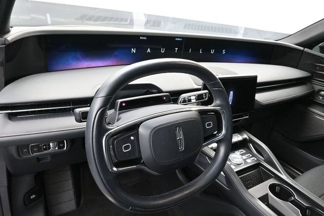 2024 Lincoln Nautilus Reserve