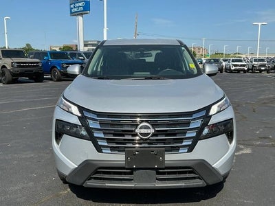 2025 Nissan Rogue SV FWD
