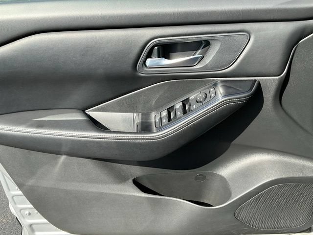 2025 Nissan Rogue SV FWD