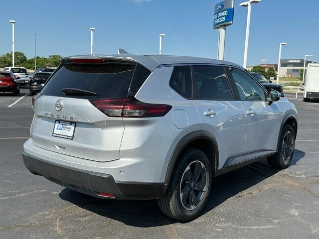 2025 Nissan Rogue SV FWD