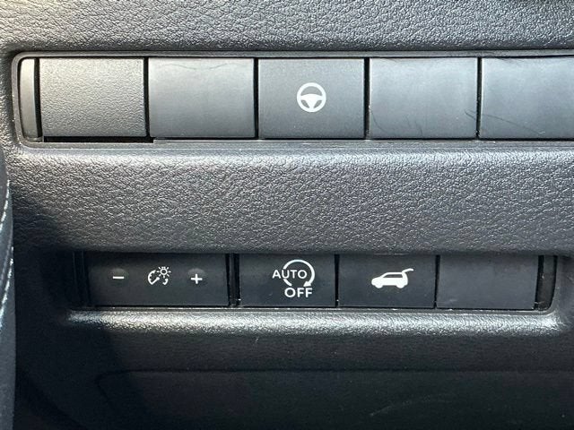 2025 Nissan Rogue SV FWD