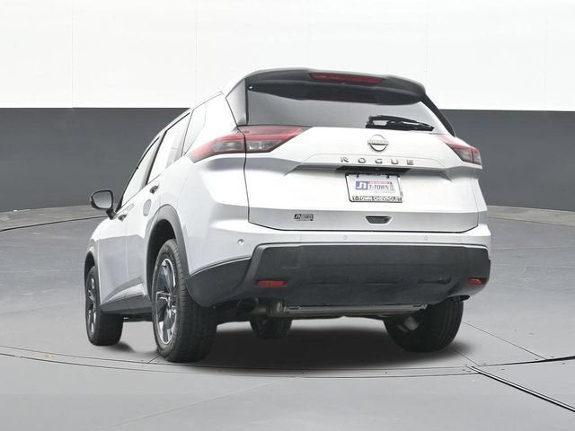 2025 Nissan Rogue SV FWD