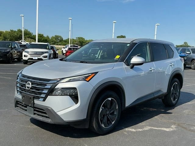 2025 Nissan Rogue SV FWD