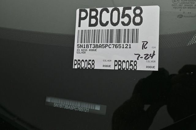 2023 Nissan Rogue SV FWD