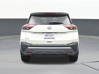2022 Nissan Rogue SL FWD
