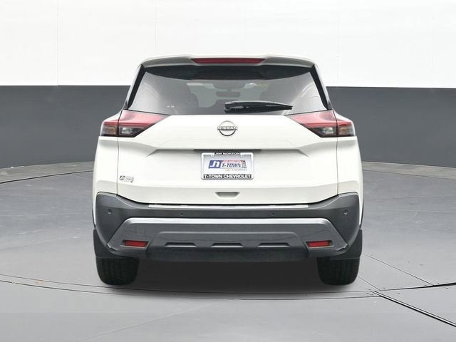 2022 Nissan Rogue SL FWD