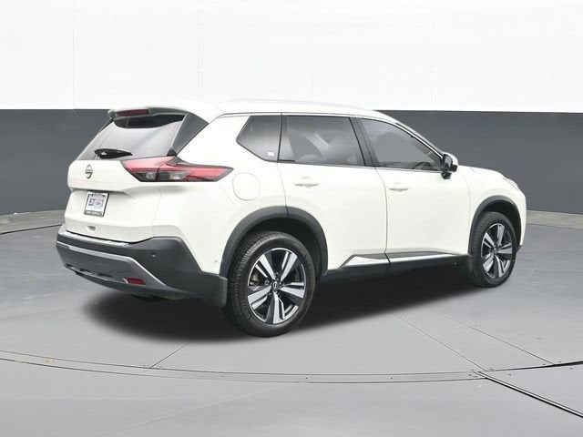 2022 Nissan Rogue SL FWD