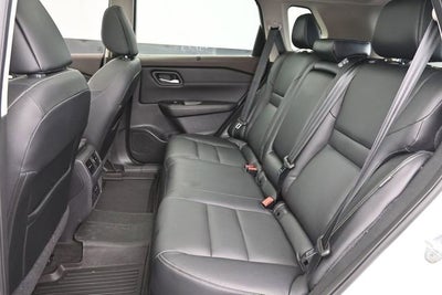 2022 Nissan Rogue SL FWD