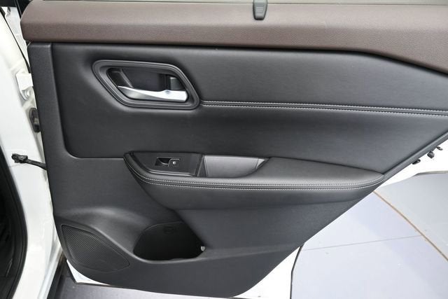 2022 Nissan Rogue SL FWD