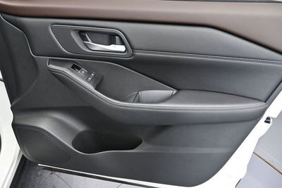 2022 Nissan Rogue SL FWD