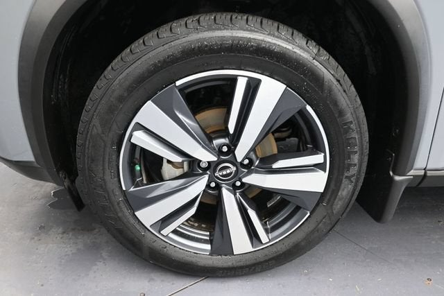 2023 Nissan Rogue SL FWD