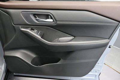 2023 Nissan Rogue SL FWD