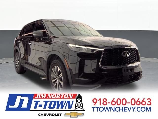 2023 INFINITI QX60 PURE