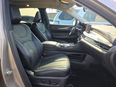 2023 INFINITI QX60 LUXE AWD