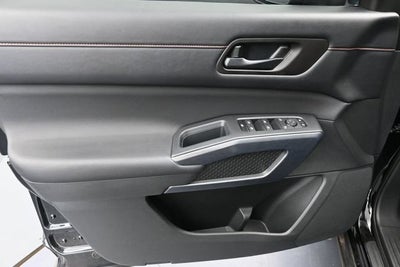 2024 Nissan Pathfinder Rock Creek 4WD
