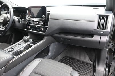 2024 Nissan Pathfinder Rock Creek 4WD