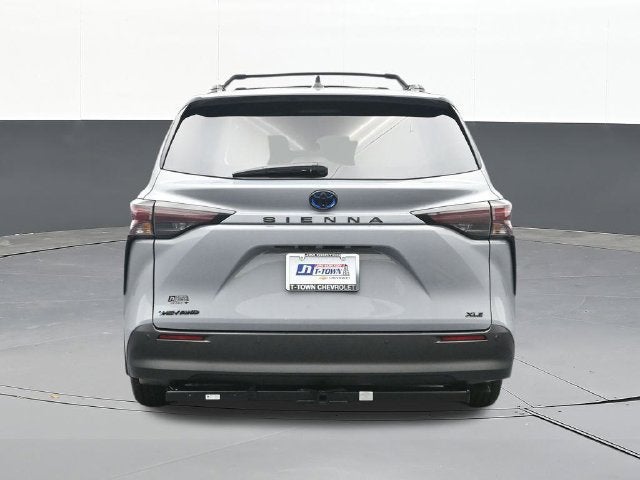 2025 Toyota Sienna Woodland Edition
