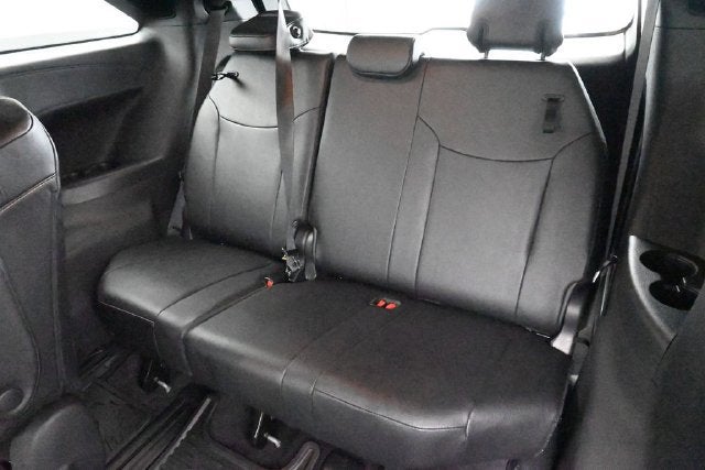 2025 Toyota Sienna Woodland Edition