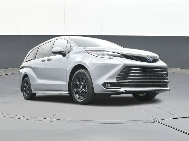 2025 Toyota Sienna Woodland Edition