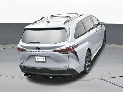 2025 Toyota Sienna Woodland Edition