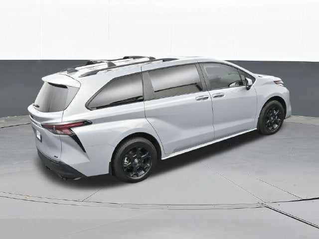 2025 Toyota Sienna Woodland Edition