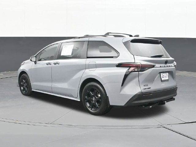 2025 Toyota Sienna Woodland Edition