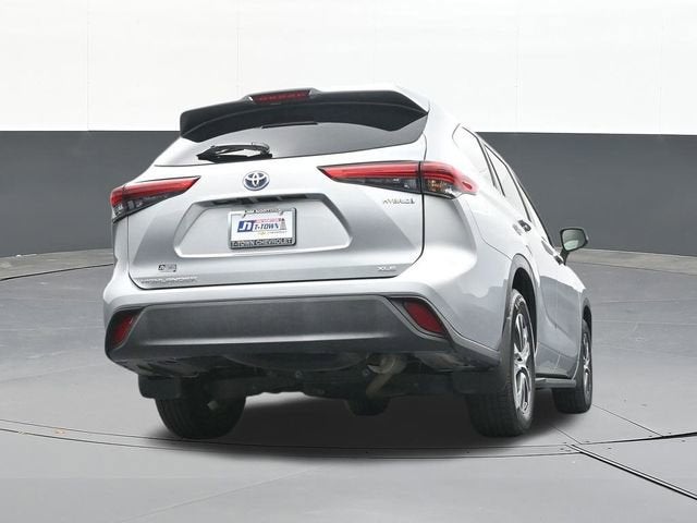 2023 Toyota Highlander Hybrid XLE