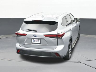 2023 Toyota Highlander Hybrid XLE