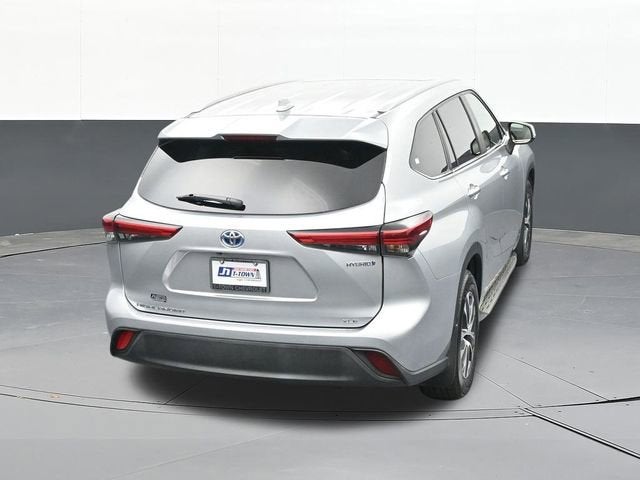 2023 Toyota Highlander Hybrid XLE